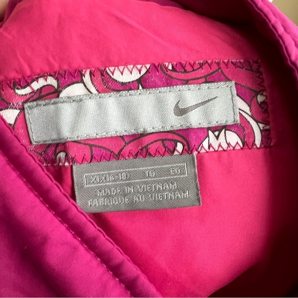 Nike Sportswear Women's Polyester Vest Size Fushia Button-Up XL - Picture 6 of 7